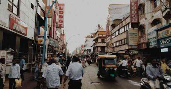 智能机器人技术引领