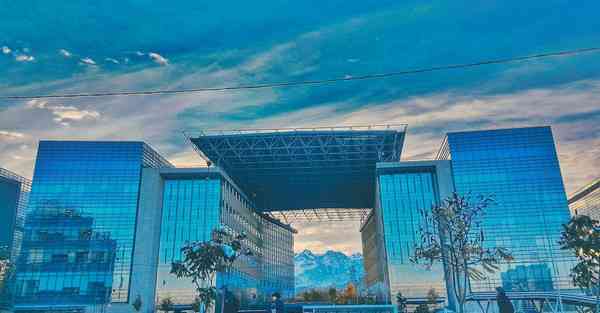 二次元AI绘画让作者无语（二次元画稿）