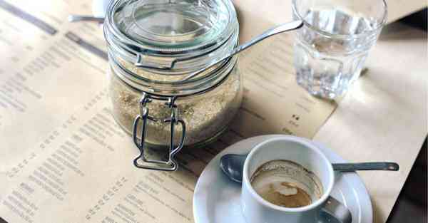 摇晃智能机器人