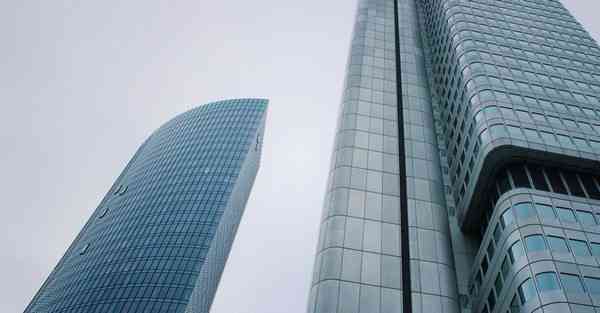 二次元AI绘画让作者无语（二次元画稿）