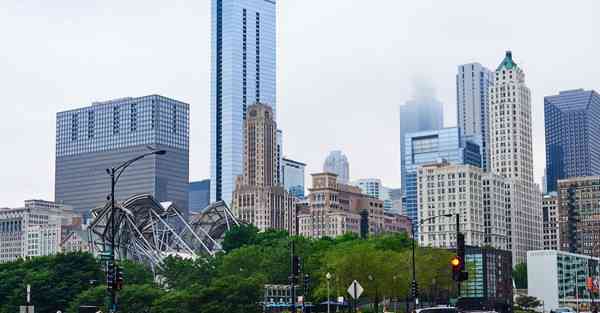 AG云挂机智能机器人：颠覆传统行业的革命力量