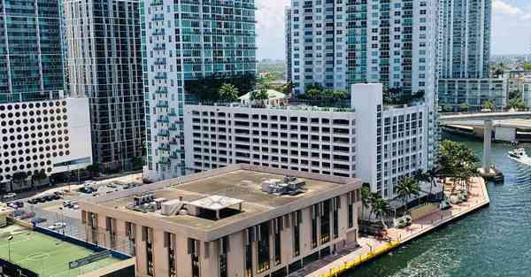 AI智能技术的人脸识别系统