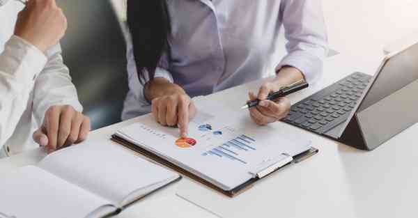 二次元AI绘画让作者无语（二次元画稿）