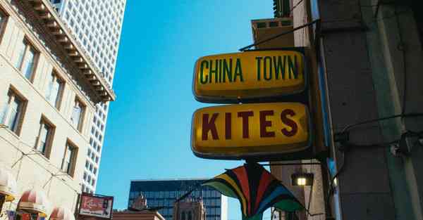 AG云挂机智能机器人：颠覆传统行业的革命力量