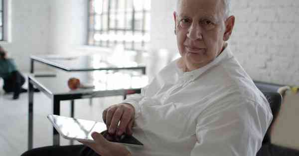 二次元AI绘画让作者无语（二次元画稿）