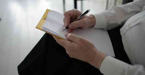 工业物流智能机器人：开启智能物流新篇章