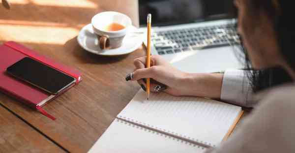 AI绘画古风帅哥美女（画古风人物男生帅气）