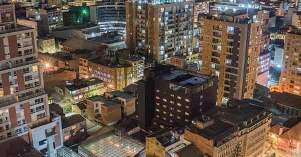 智能机器人餐饮，全智能机器人餐饮