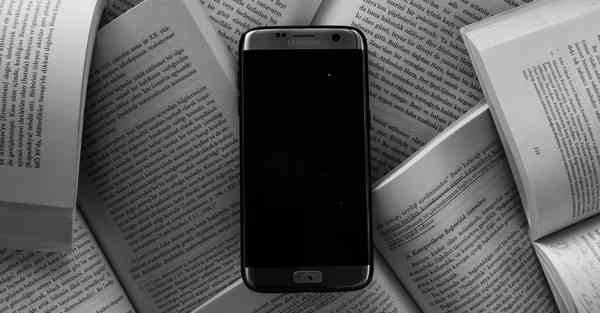 AI绘画为男子发声（AI绘画软件哪个好用）