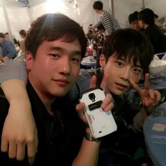 向羽影翔