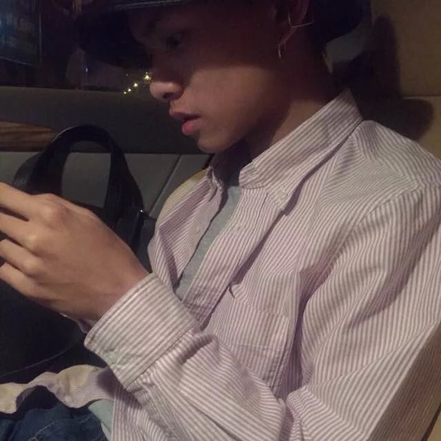 管鸣柔子