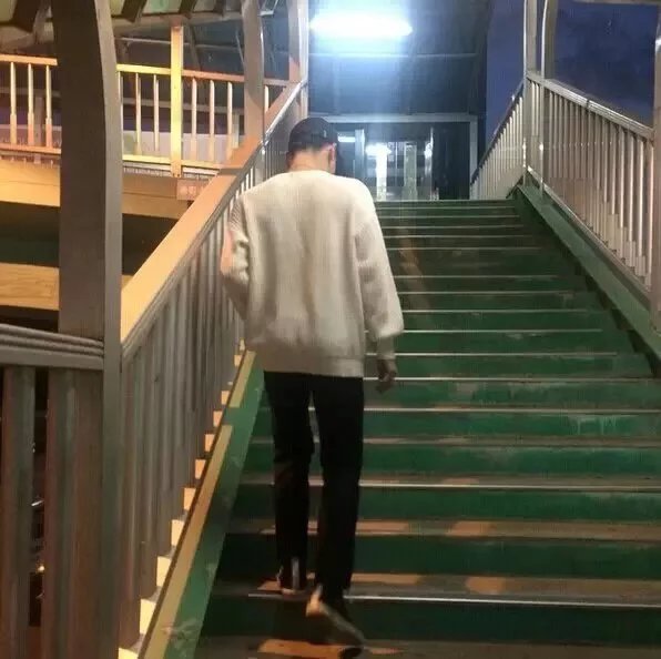 卞伦翰爱