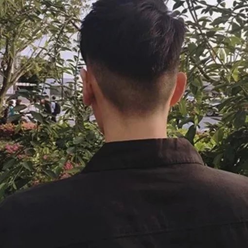 方绿薇惠